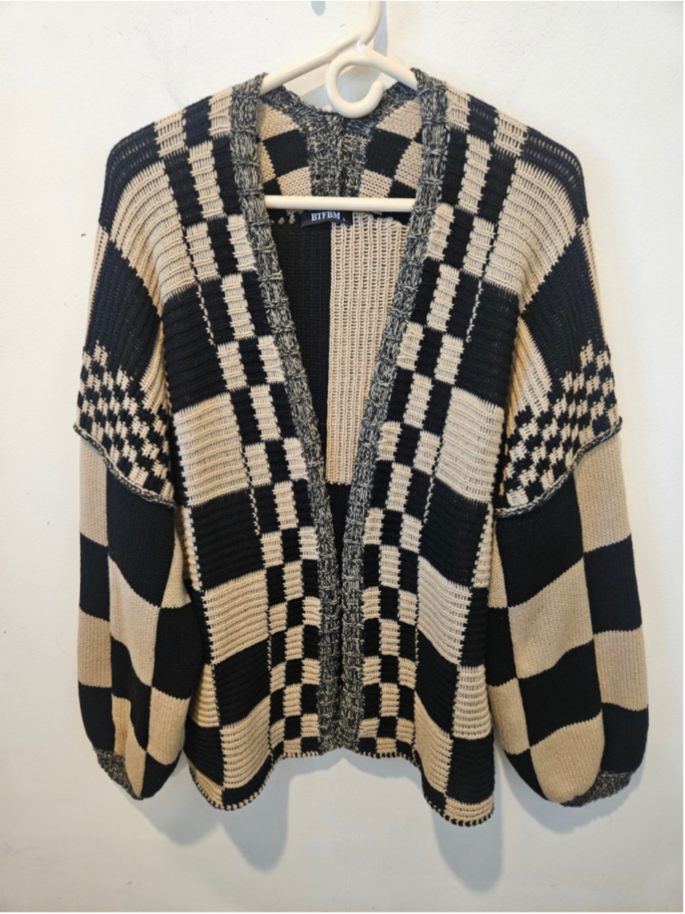 Women's BTFBM Chunky Cardigan Size L Black Beige Checkerboard Pattern